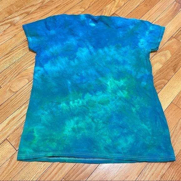 Tie dye tee tshirt ladies fitted Large blue and green underwater galaxy - Picture 5 of 6
